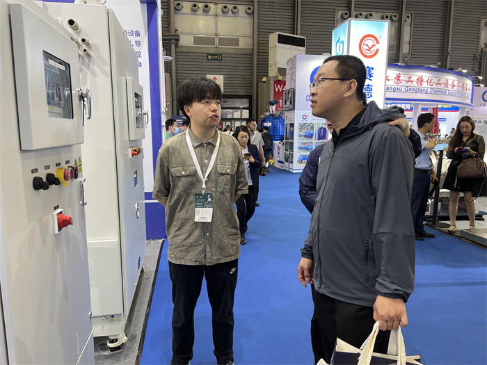 6月19-21日相聚上海 CPHI China【冠亚制冷】W4P06展位-无锡冠亚恒温制冷