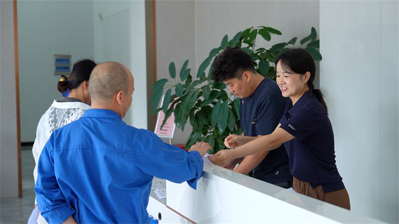 健康守护，暖心相伴 | 冠亚恒温组织开展2025年度员工健康体检-无锡冠亚恒温制冷